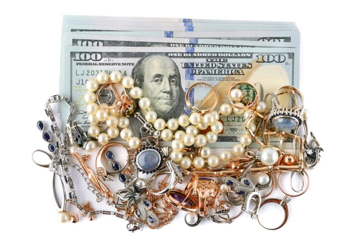 Sell vintage estate jewelry at Exclusive Buyers in NY.