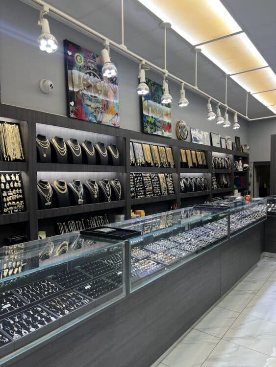 Jewelry Store Manhattan Nyc 563x750 